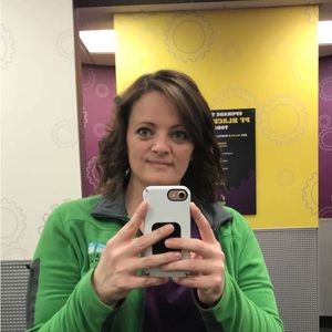 Meet your Posher, Jennifer